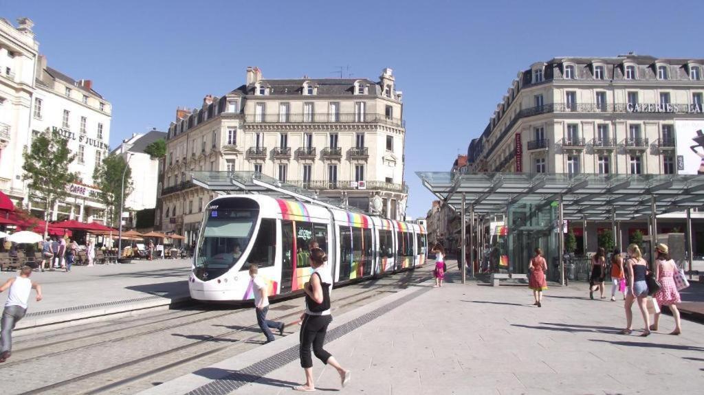 Studio Crimee Pour Deux Personnes Apartment Angers Exterior photo